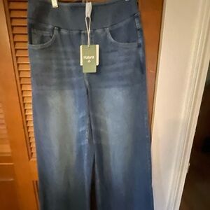 Wide-Leg Women’s Jeans in Medium Blue